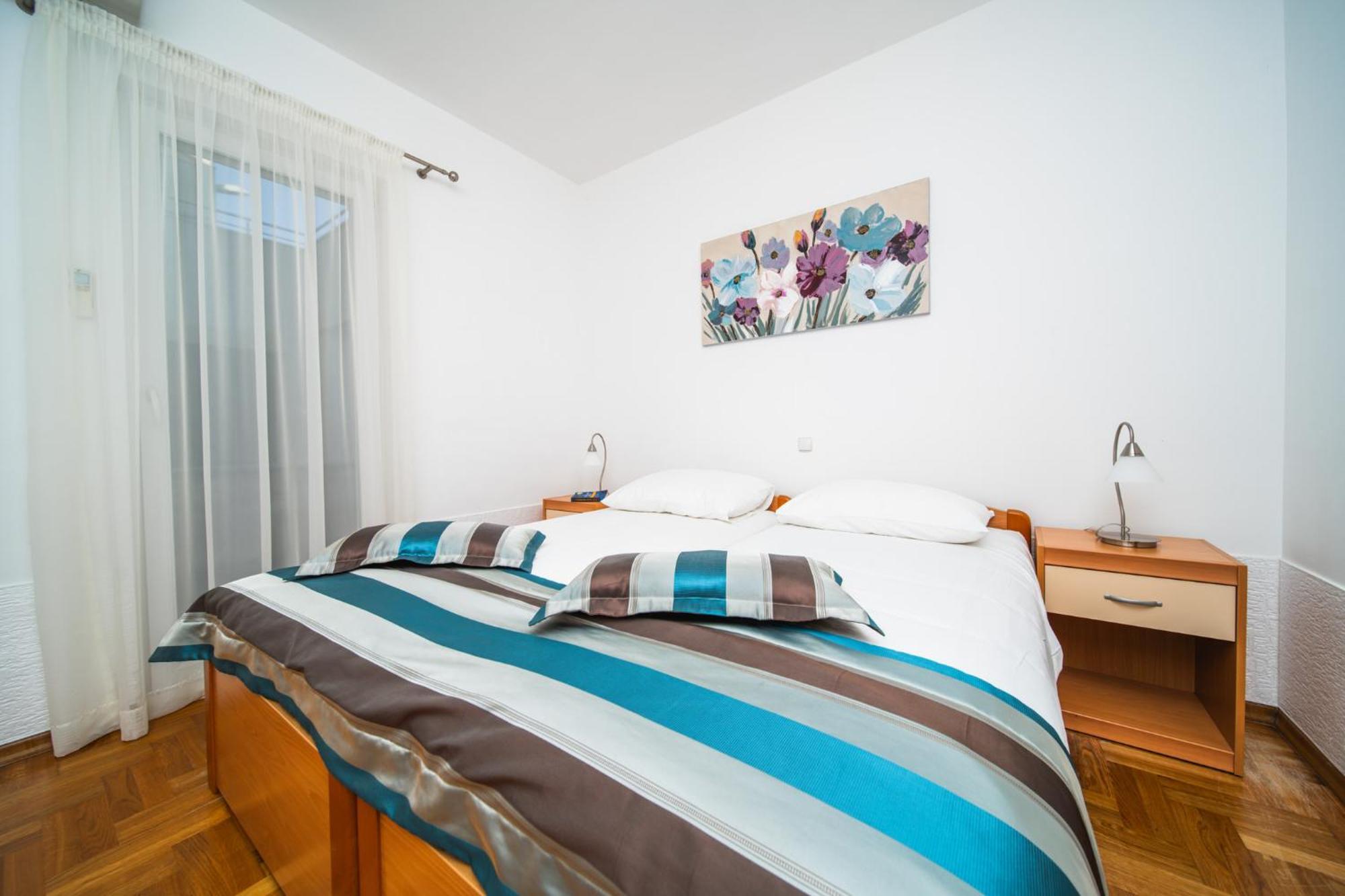 Pervanovo With Free Parking