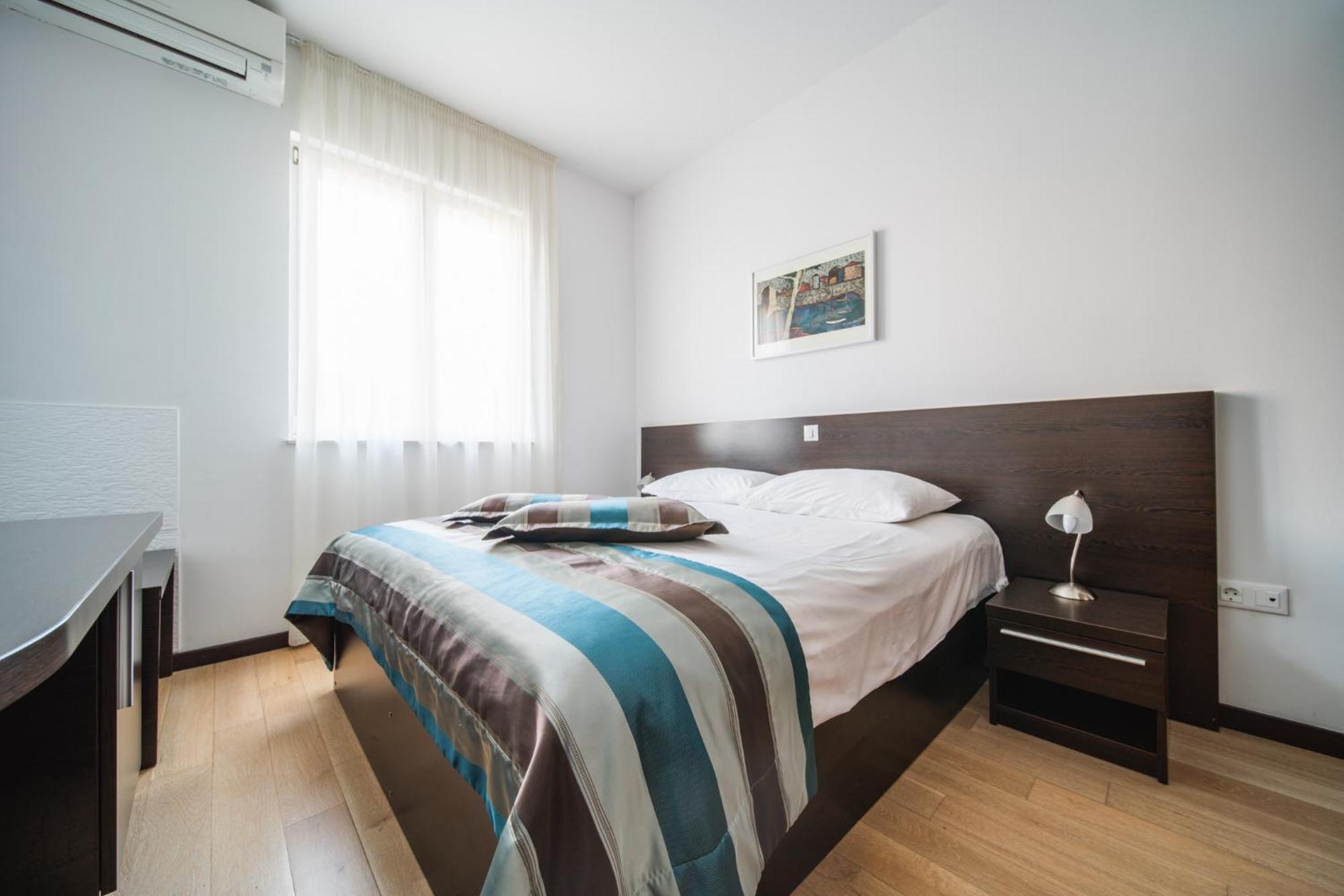 Pervanovo With Free Parking Leilighet