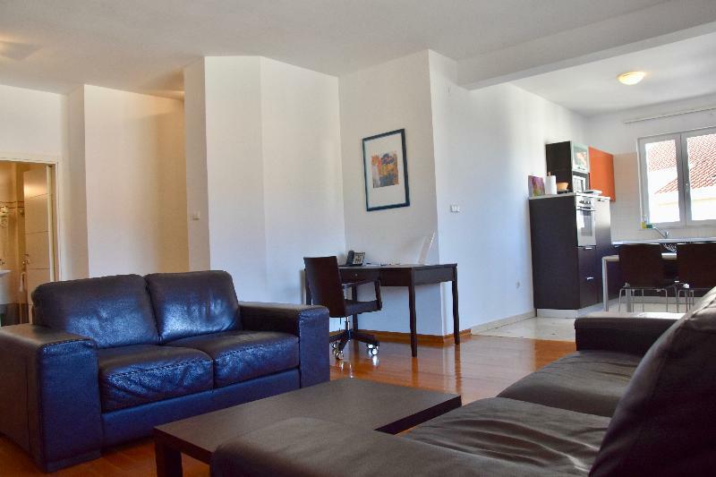 Pervanovo With Free Parking Leilighet